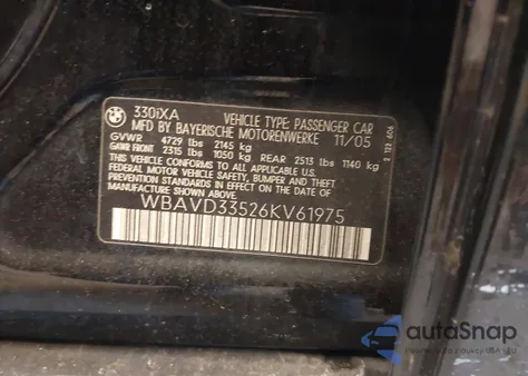 2006 BMW 330Xi z USA, uszkodzony, nr VIN WBAVD33526KV61975